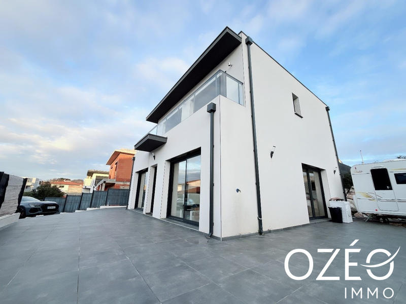 Maison contemporaine - 110 m² - 4 pièces