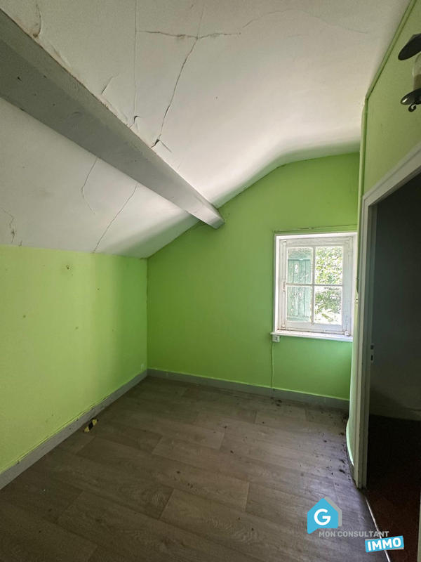 Maison - 330 m² - 8 pièces