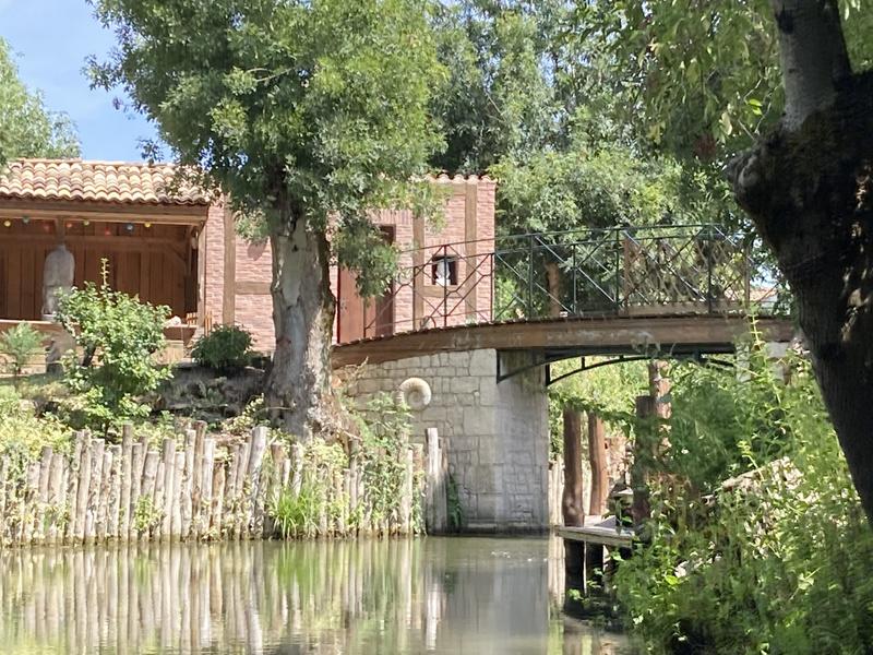 Maison traditionnelle - 179 m² - 10 pièces