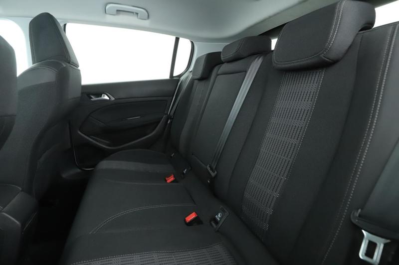 Peugeot 308 1.6 Blue-HDi Allure 100 ch