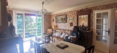 Maison - 143 m² - 8 pièces