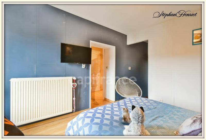 Immeuble - 210 m² - 6 pièces