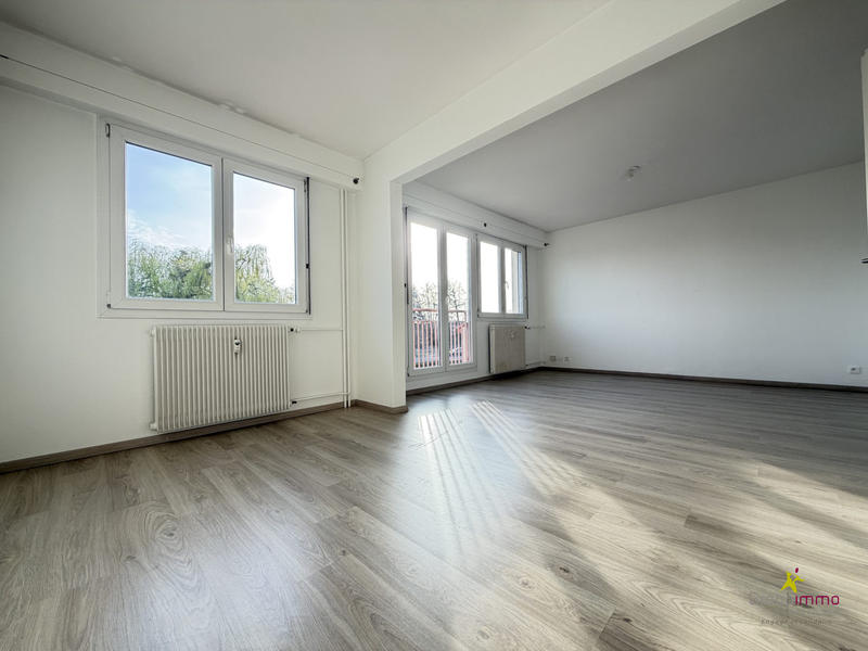 Appartement - 80 m² - 3 pièces