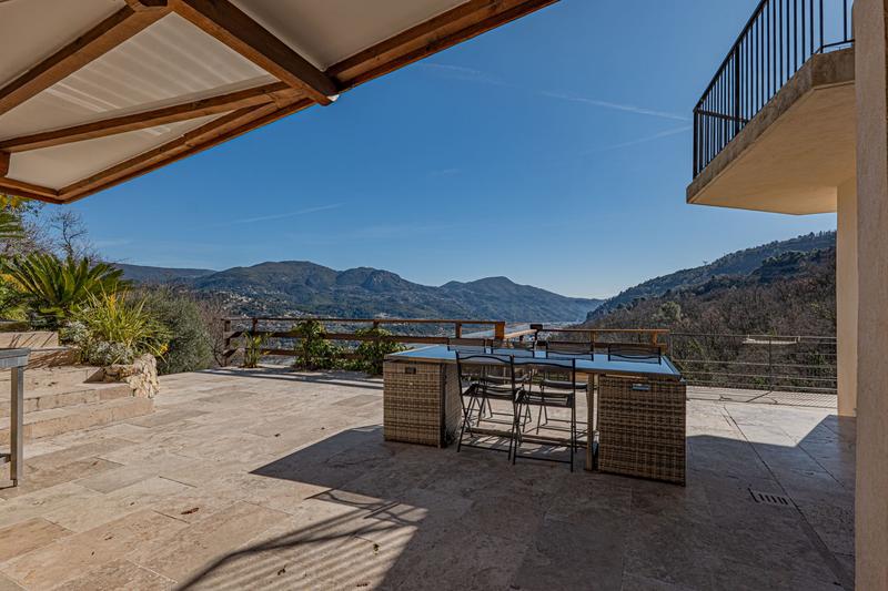 Maison - 98 m² - 4 pièces