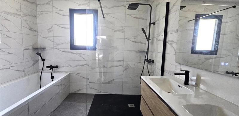 Maison - 128 m² - 5 pièces