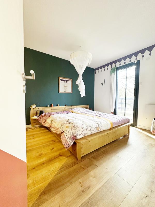 Maison - 90 m² - 3 pièces