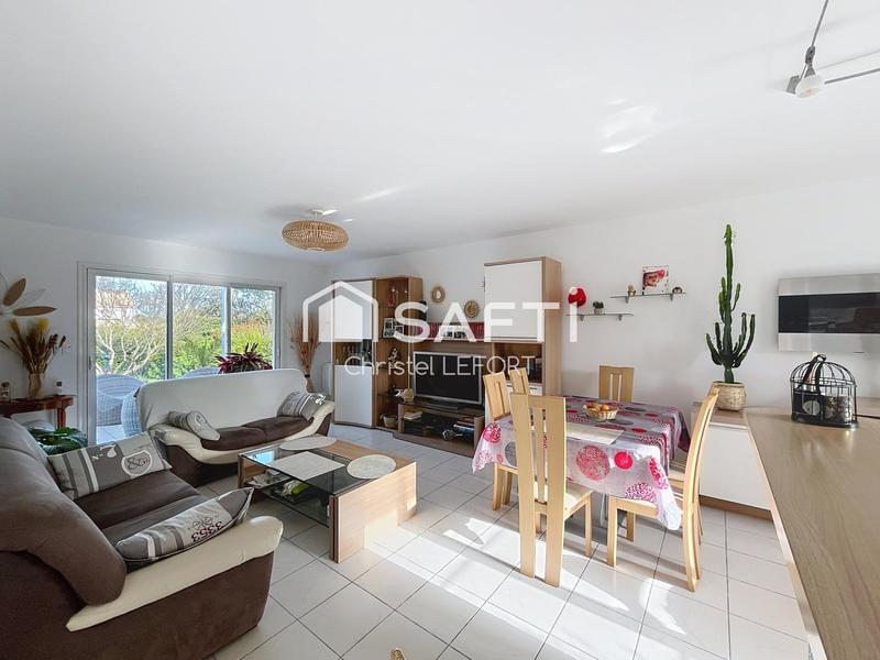 Maison - 90 m² - 4 pièces