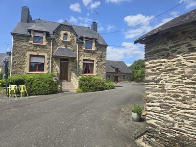 Maison de village - 135 m² - 6 pièces