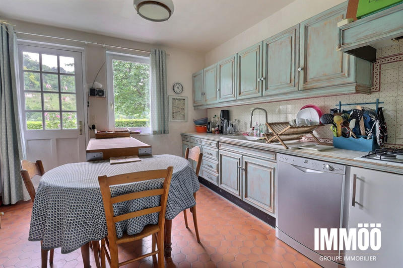 Maison - 187 m² - 7 pièces