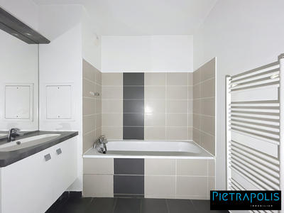 Appartement - 59 m² - 3 pièces