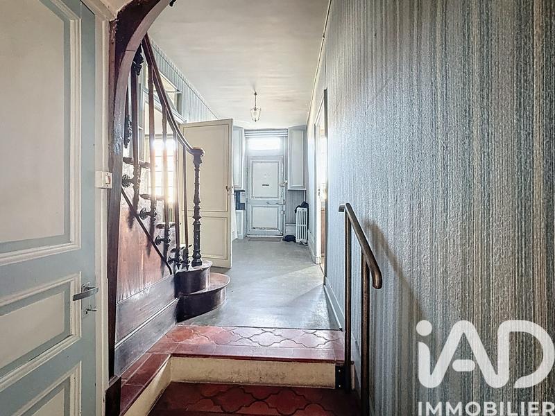 Maison - 227 m² - 8 pièces