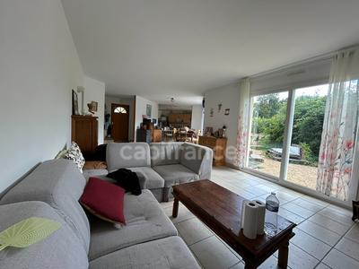 Maison - 170 m² - 10 pièces