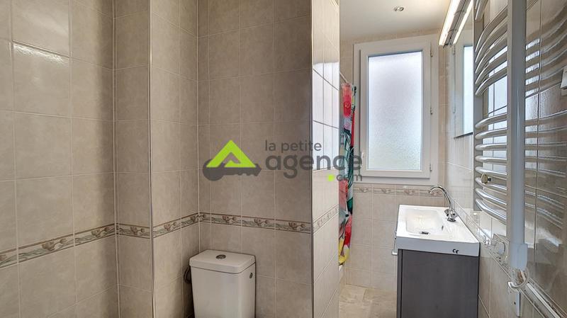 Appartement - 70 m² - 4 pièces