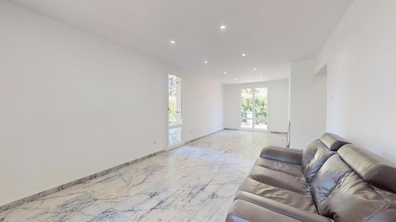 Pavillon - 120 m² - 6 pièces