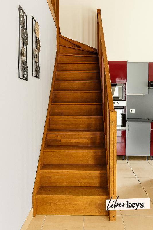 Maison - 218 m² - 8 pièces