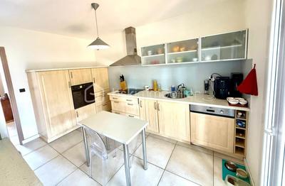 Maison - 117 m² - 5 pièces