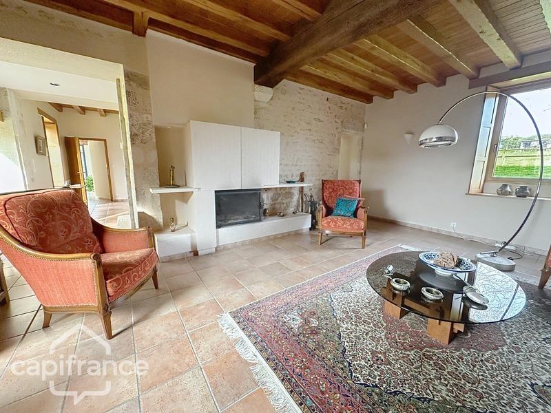 Maison - 291 m² - 12 pièces