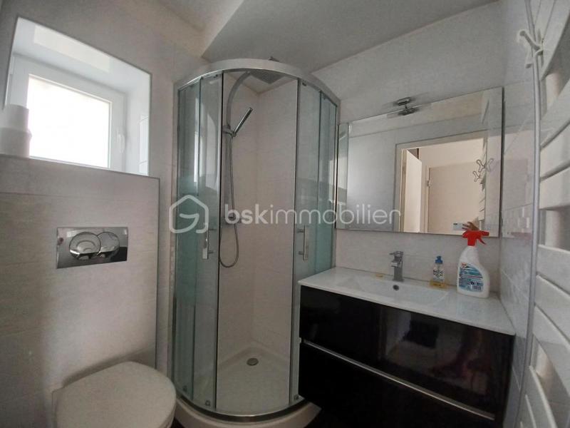 Maison - 96 m² - 5 pièces