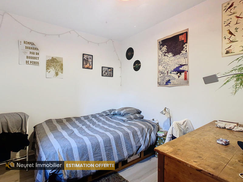 Appartement - 136 m² - 5 pièces