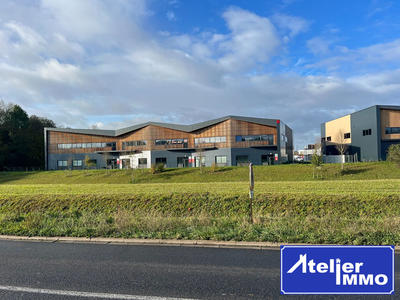 Local d'activités - 2 222 m²