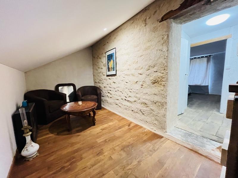 Maison ancienne - 110 m² - 3 pièces