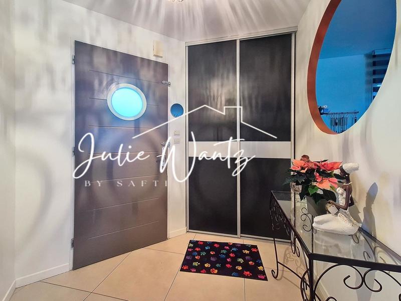 Maison - 118 m² - 5 pièces