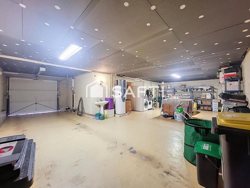 Maison - 207 m² - 6 pièces