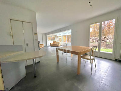 Maison traditionnelle - 118 m² - 5 pièces