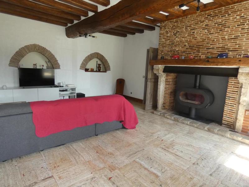 Propriété - 288 m² - 9 pièces