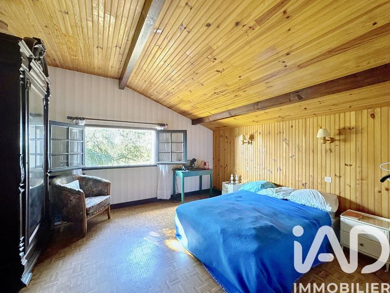 Maison - 190 m² - 8 pièces