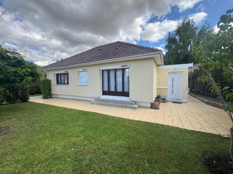 Maison - 92 m² - 5 pièces