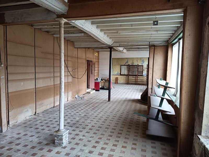 Propriété - 225 m² - 11 pièces