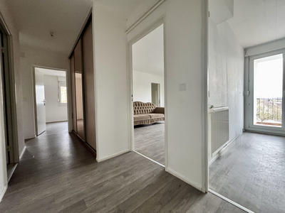 Appartement - 77 m² - 4 pièces