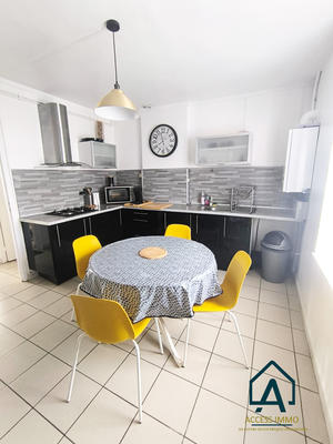 Maison - 81 m² - 5 pièces