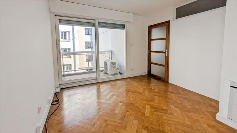 Appartement - 61 m² - 2 pièces