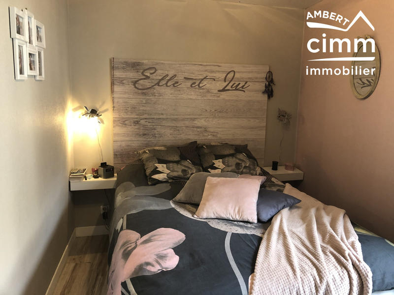 Maison - 122 m² - 8 pièces