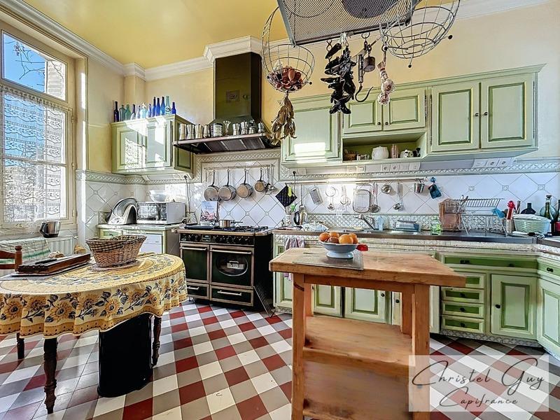 Maison bourgeoise - 337 m² - 10 pièces