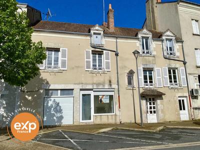 Maison traditionnelle - 155 m² - 8 pièces