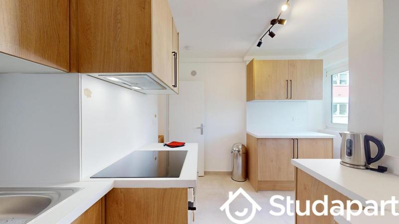 Chambre - 9 m² - 1 pièce