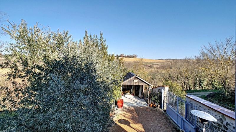 Maison - 253 m² - 8 pièces