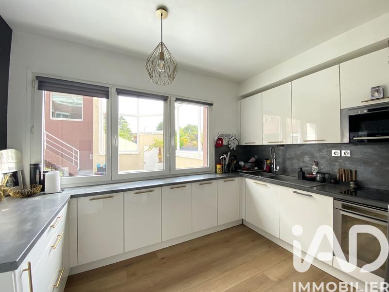 Maison de maîtres - 180 m² - 7 pièces