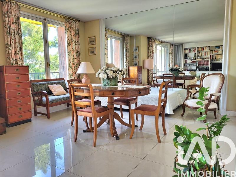 Appartement - 86 m² - 4 pièces