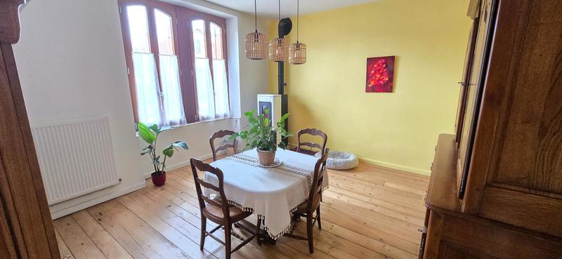 Maison - 157 m² - 8 pièces