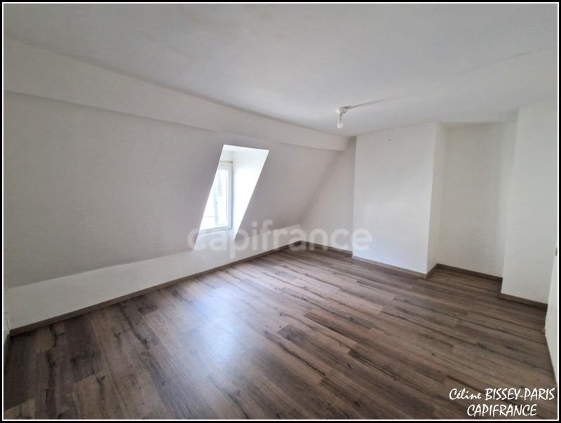 Appartement - 146 m² - 6 pièces