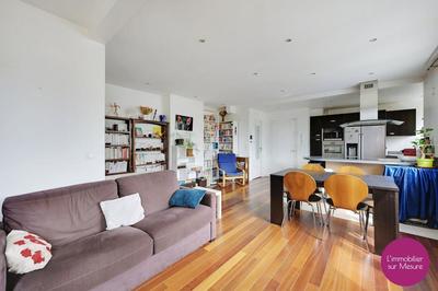 Penthouse - 84 m² - 4 pièces