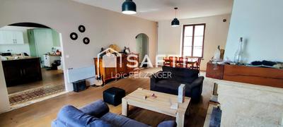 Maison - 240 m² - 6 pièces