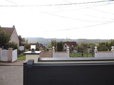 Maison - 99 m² - 5 pièces