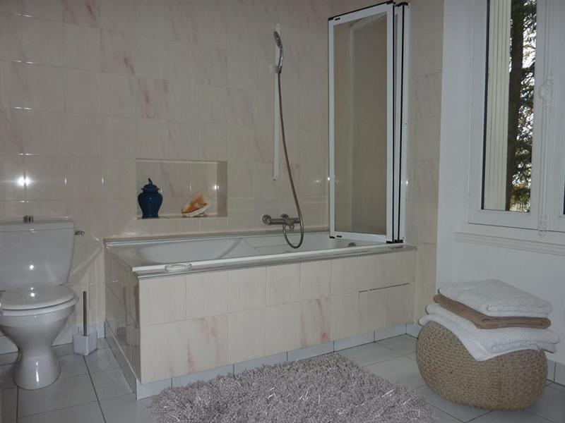 Maison - 180 m² - 8 pièces