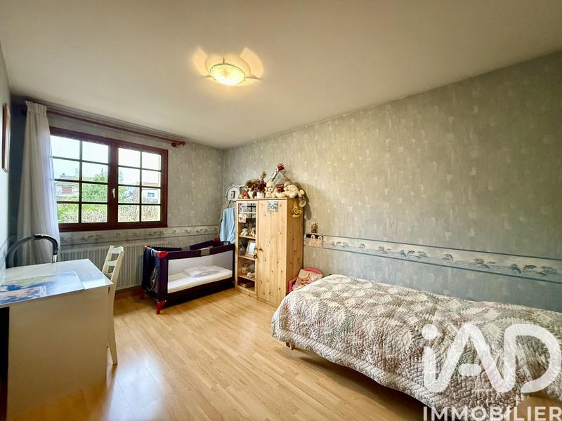 Maison - 180 m² - 8 pièces