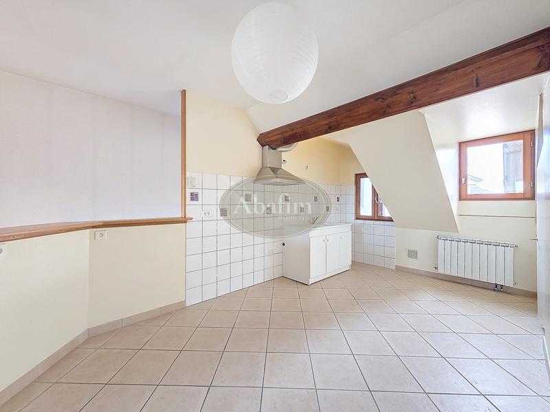 Appartement - 112 m² - 4 pièces